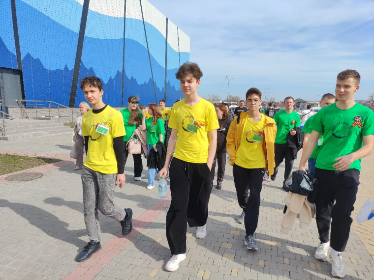 "Профессионалы".